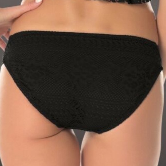 BECCA - Crochet American Swimsuit Bottoms - Picture 4 of 5